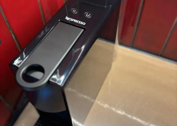 Seaview With Pool & Parking