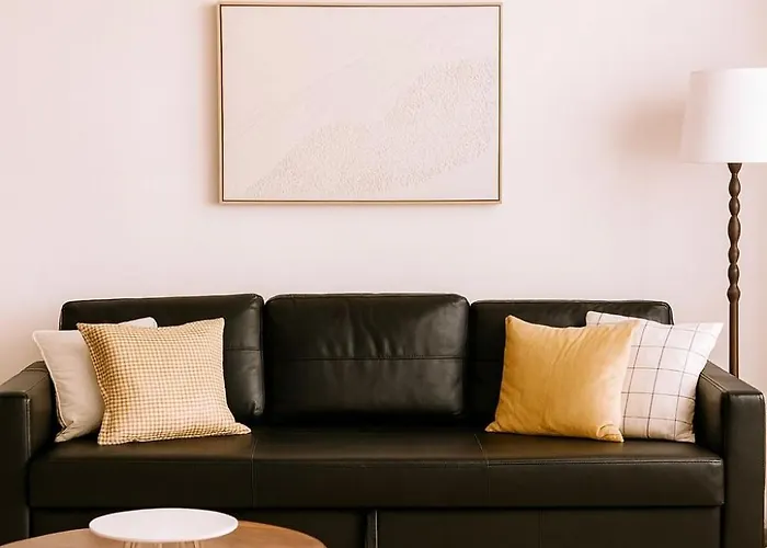 Seaview With Pool & Parking *