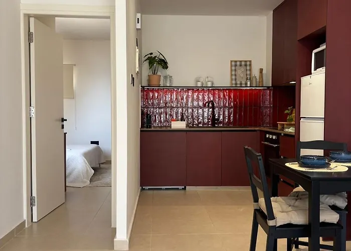 Seaview With Pool & Parking Διαμέρισμα